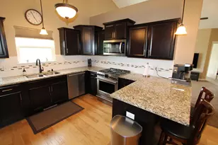 282 Settlement Dr, Racine, WI 53105 - Photo 14
