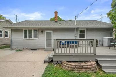1128 S 98th St, West Allis, WI 53214 - Photo 32