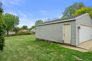 1128 S 98th St, West Allis, WI 53214 - Photo 34