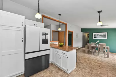 3444 N Mayfair Rd, Wauwatosa, WI 53222 - Photo 4