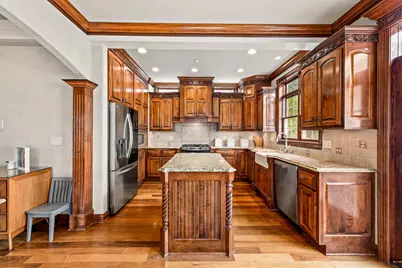 2425 S Superior St, Milwaukee, WI 53207 - Photo 22