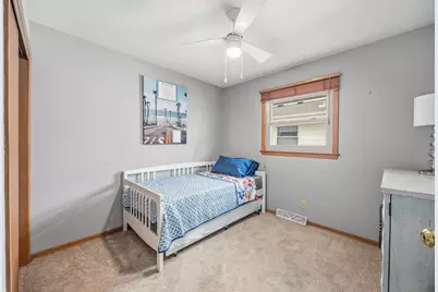 2432 S 109th St, West Allis, WI 53227 - Photo 22