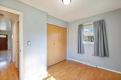 1109 S 36th St, Manitowoc, WI 54220 - Photo 20