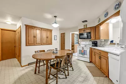 N69W29463  River Front Dr, Merton, WI 53029 - Photo 16