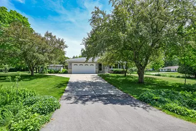 N69W29463  River Front Dr, Merton, WI 53029 - Photo 6