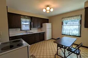 9435 W Lisbon Ave, Milwaukee, WI 53222 - Photo 16