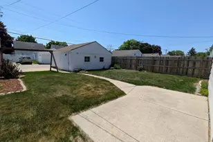 9435 W Lisbon Ave, Milwaukee, WI 53222 - Photo 10