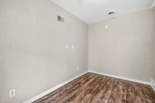 1613 Taylor Ave, Racine, WI 53403 - Photo 16