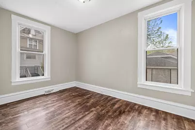 1613  Taylor Ave, Racine, WI 53403 - Photo 4