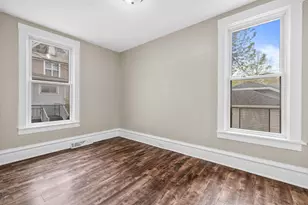 1613 Taylor Ave, Racine, WI 53403 - Photo 4