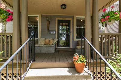 2726 N Bartlett Ave, Milwaukee, WI 53211 - Photo 28