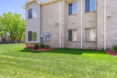 6924 S Rolling Meadows Ct, Oak Creek, WI 53154 - Photo 24