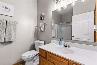 6924 S Rolling Meadows Ct, Oak Creek, WI 53154 - Photo 20