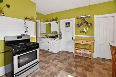 2832 S Burrell St, Milwaukee, WI 53207 - Photo 8