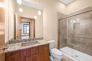 7513 W Tuckaway Pines Cir, Franklin, WI 53132 - Photo 10