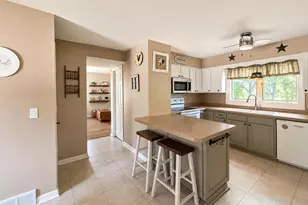 2306 Pleasant Ave, New Holstein, WI 53061 - Photo 4