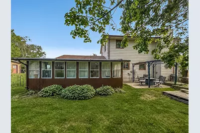 2306  Pleasant Ave, New Holstein, WI 53061 - Photo 18