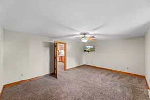 N7933 Forest Dr, Ixonia, WI 53036 - Photo 22