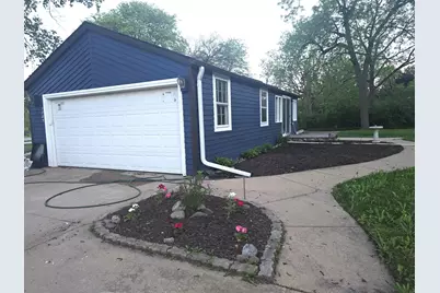 1705 S Calhoun Rd, New Berlin, WI 53151 - Photo 2
