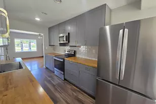 1705 S Calhoun Rd, New Berlin, WI 53151 - Photo 4