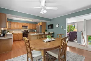 W6086 Water Tower Pl, Walworth, WI 53184 - Photo 4