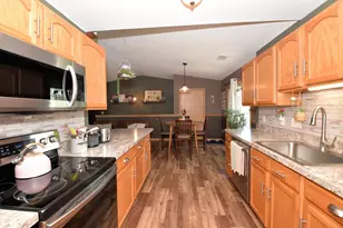 25111 87th St, Salem Lakes, WI 53168 - Photo 8