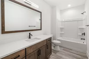 234 E Brown St, Milwaukee, WI 53212 - Photo 8