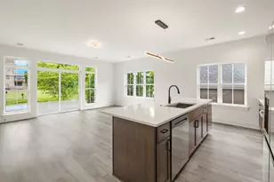 234 E Brown St, Milwaukee, WI 53212 - Photo 6