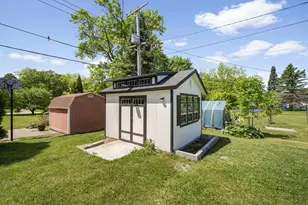 8001 W Whitaker Ave, Greenfield, WI 53220 - Photo 24