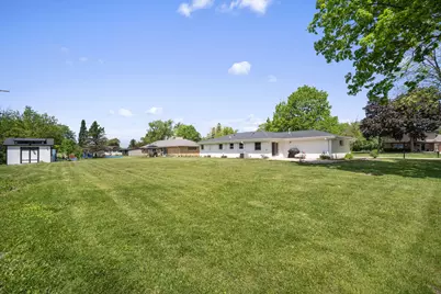 8001 W Whitaker Ave, Greenfield, WI 53220 - Photo 22