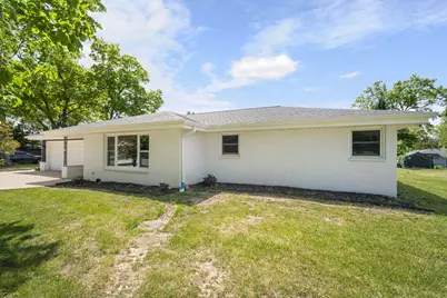 8001 W Whitaker Ave, Greenfield, WI 53220 - Photo 26