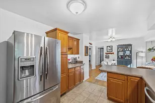 7035 N Rockledge Ave, Glendale, WI 53209 - Photo 10