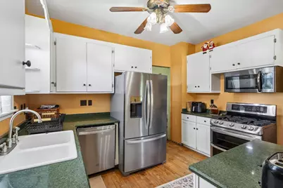 3866 E Armour Ave, Cudahy, WI 53110 - Photo 8