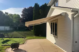 241 Quail Cir, West Bend, WI 53095 - Photo 18
