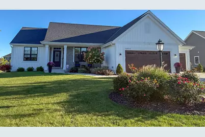 W223N4688  Seven Oaks Dr, Pewaukee, WI 53072 - Photo 28