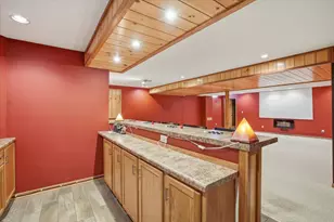 944 Bluebird Ct, Hartford, WI 53027 - Photo 32