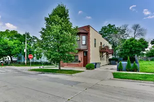 2150 N Palmer St, Milwaukee, WI 53212 - Photo 22