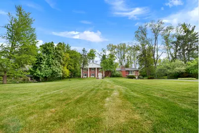 1435  Victoria Cir, Elm Grove, WI 53122 - Photo 38