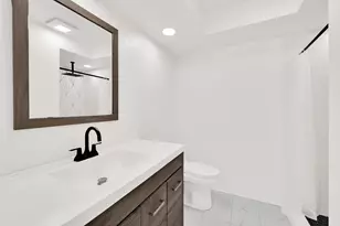 1435 Victoria Circle, Elm Grove, WI 53122 - Photo 14