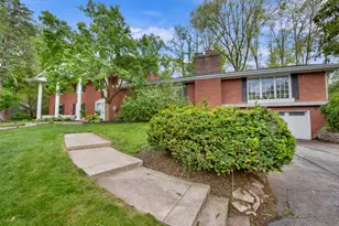 1435 Victoria Circle, Elm Grove, WI 53122 - Photo 6