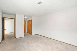 N89W16327 Main St, Menomonee Falls, WI 53051 - Photo 16