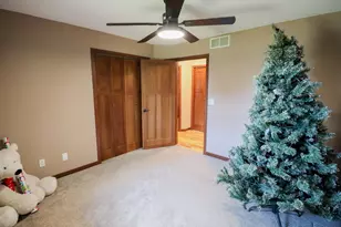 912 Packer Dr, Holmen, WI 54636 - Photo 18