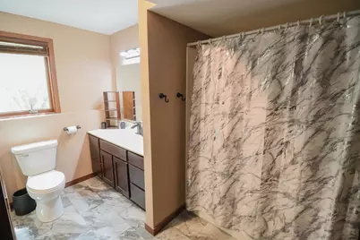 912  Packer Dr, Holmen, WI 54636 - Photo 24