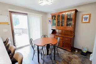 912 Packer Dr, Holmen, WI 54636 - Photo 6