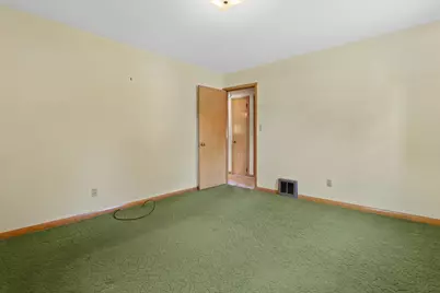 1420  Neenah St, Watertown, WI 53094 - Photo 16