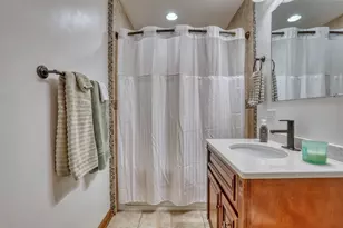 24519 84th St, Salem Lakes, WI 53168 - Photo 12