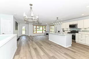 3663 E Obrien Rd, Oak Creek, WI 53154 - Photo 18