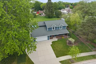 3106 Rolling Ridge Dr, Waukesha, WI 53188 - Photo 38