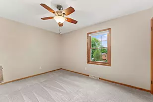 3106 Rolling Ridge Dr, Waukesha, WI 53188 - Photo 24