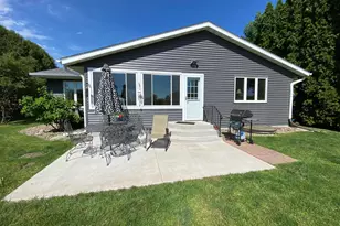 717 Mark St, West Salem, WI 54669 - Photo 38